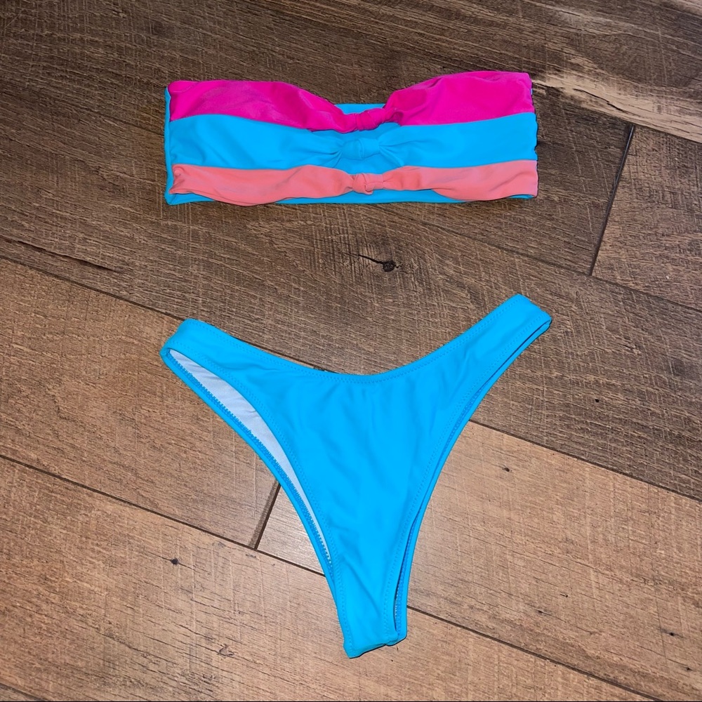 Pretty Bandeau Bikini